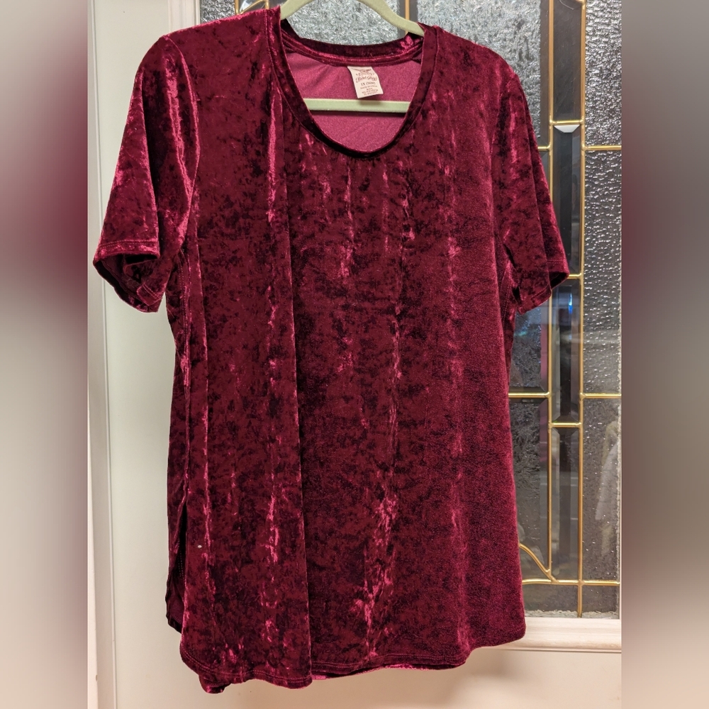A330, Burgundy Velvet Top